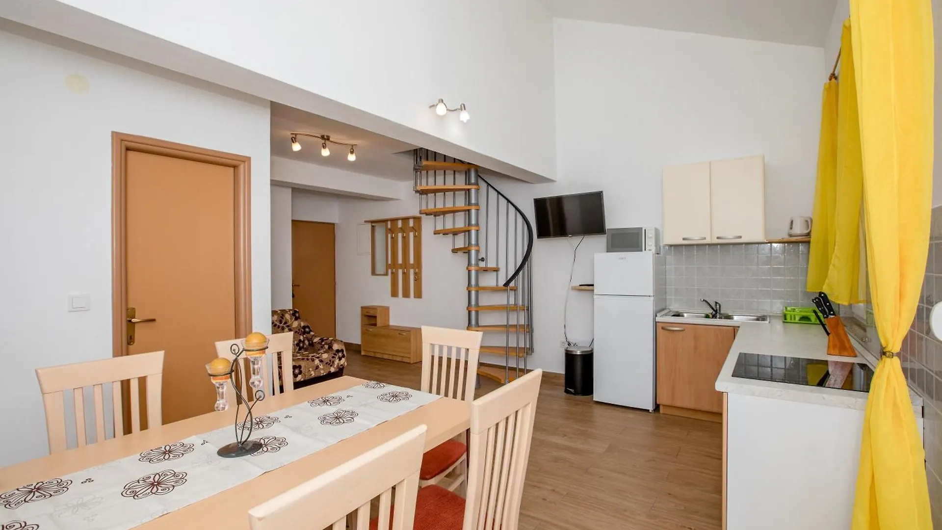 Guest house Apartments & Room Spanjol Palit